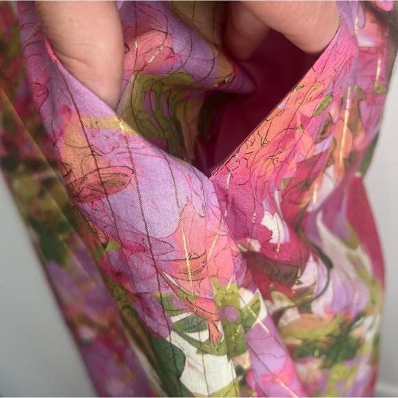 NWT Taylor Floral Print Voile Pleated V-Neck Sleeveless Maxi Dress - Size 8 - Picture 11 of 17